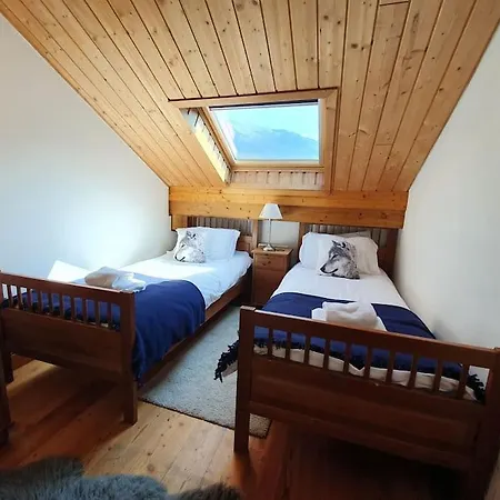 C11, 72m2, 3 Bedrooms, Next To The Lift