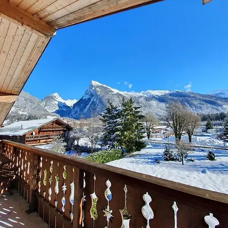 C11, 72m2, 3 Bedrooms, Next To The Lift